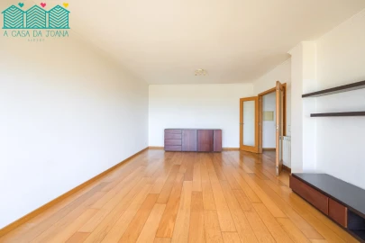Apartamento T2 para Venda em São Felix da Marinha