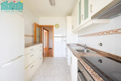 Apartamento T2 para Venda em São Felix da Marinha