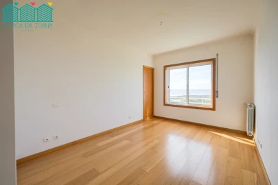 Apartamento T2 para Venda em São Felix da Marinha