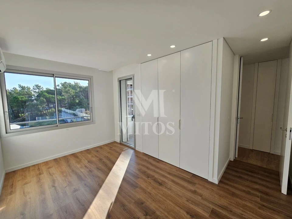 Apartamento T2 para Venda em Darque Foto 11