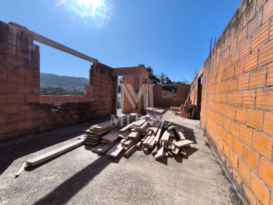 Terreno para Venda em Subportela, Deocriste e Portela Susã Foto 5