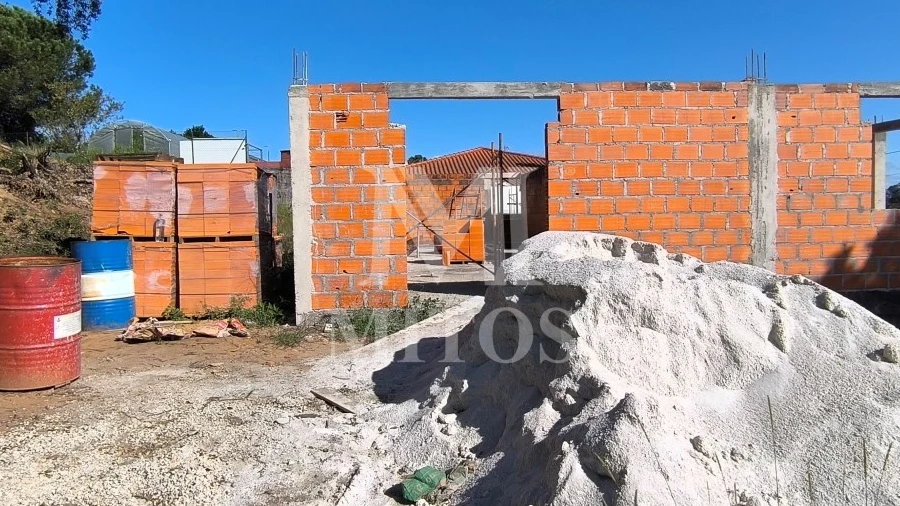Terreno para Venda em Subportela, Deocriste e Portela Susã