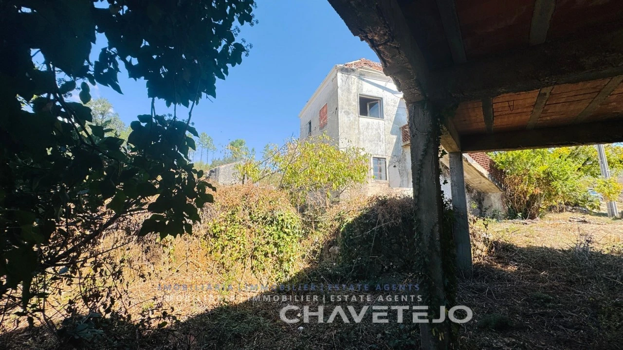 Quinta T4 para Venda em Almoster Foto 15