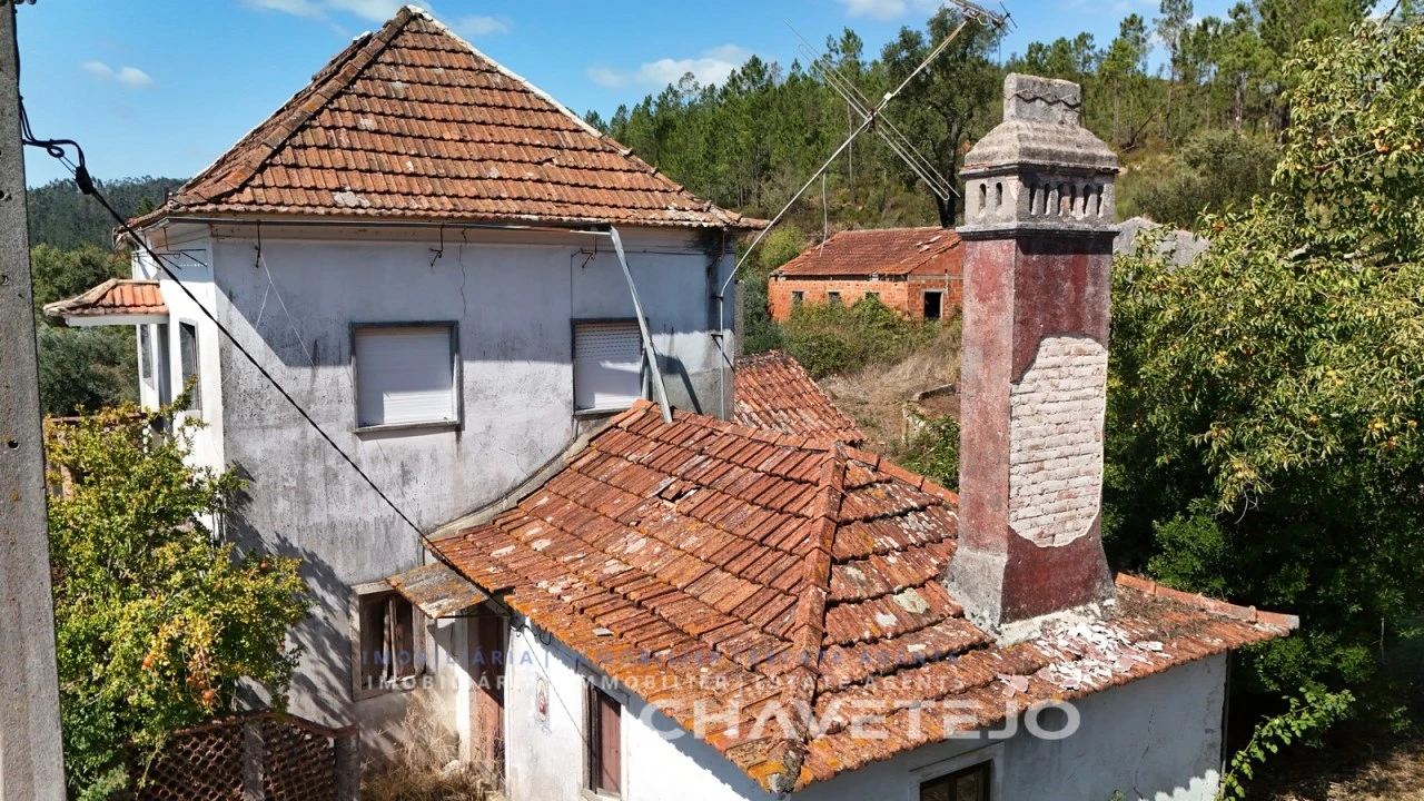 Quinta T4 para Venda em Almoster Foto 1