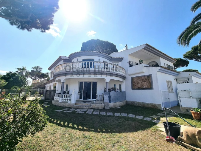 Moradia T5 para Venda em Albufeira e Olhos de Água Foto 3