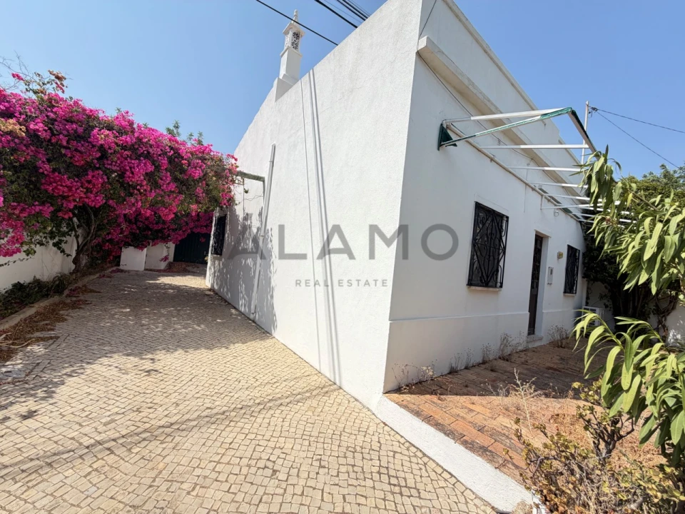 Moradia T3 para Venda em Boliqueime Foto 4