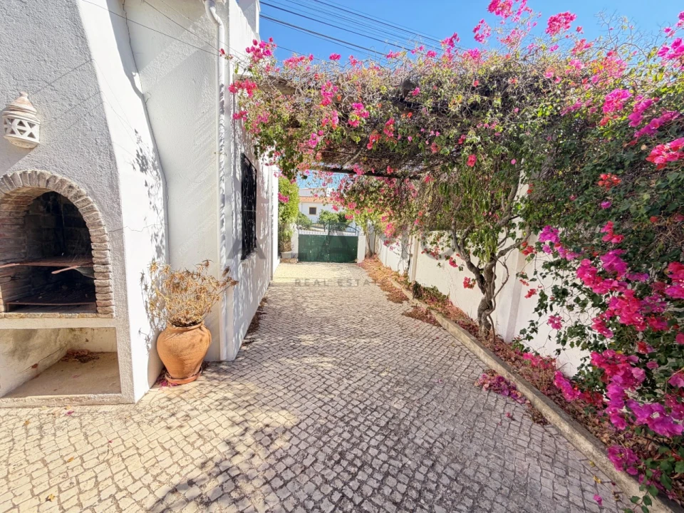 Moradia T2 para Venda em Boliqueime Foto 28