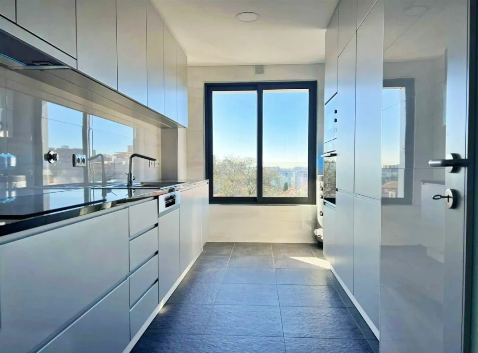 Apartamento T3 para Venda em Cedofeita, Santo Ildefonso, Sé, Miragaia, São Nicolau e Vitória Foto 6