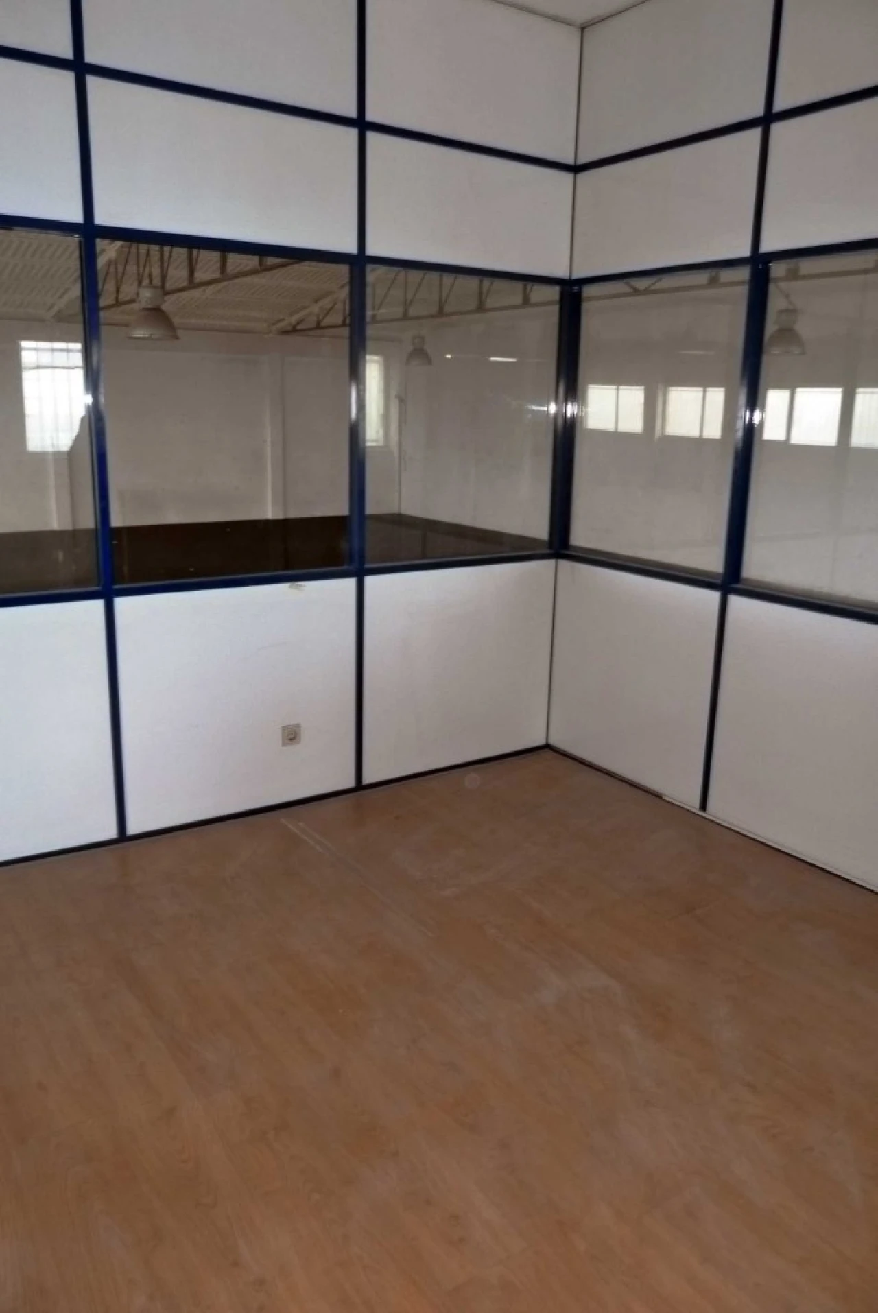 Armazém para Arrendamento em São Pedro Fins Foto 5