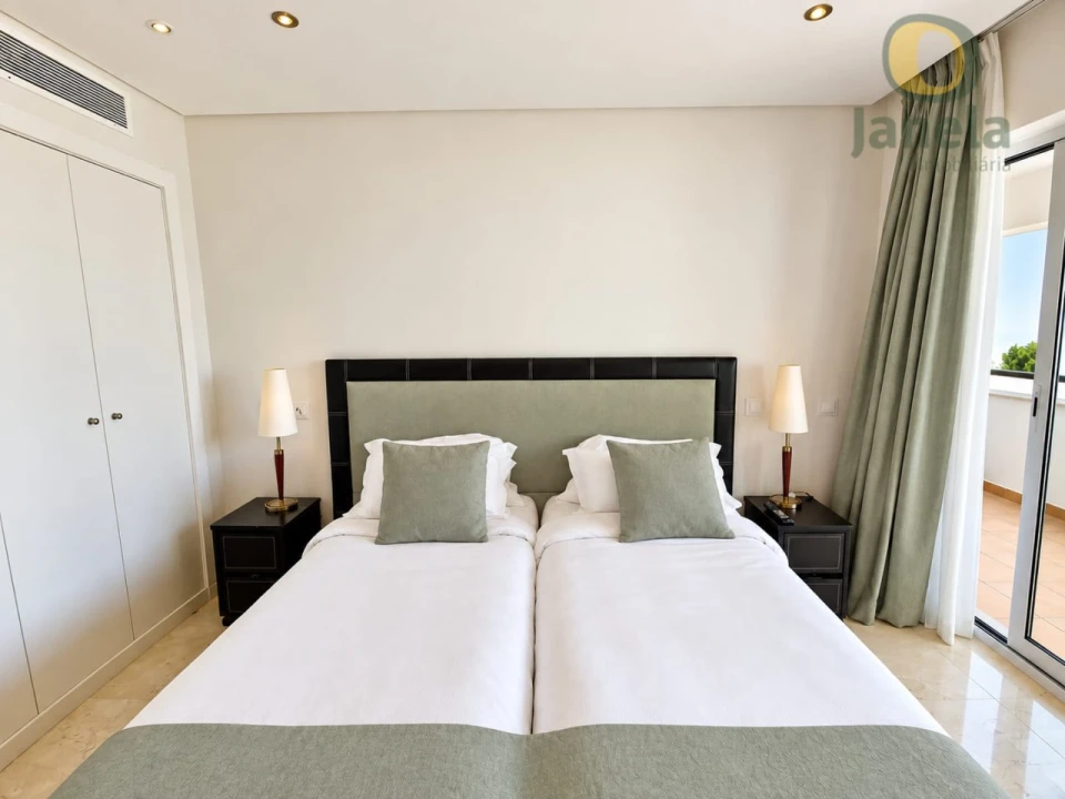 Apartamento T2 para Venda em Quarteira Foto 5