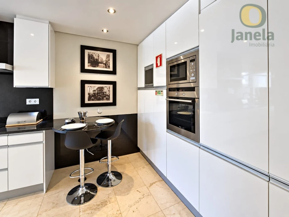 Apartamento T2 para Venda em Quarteira Foto 12