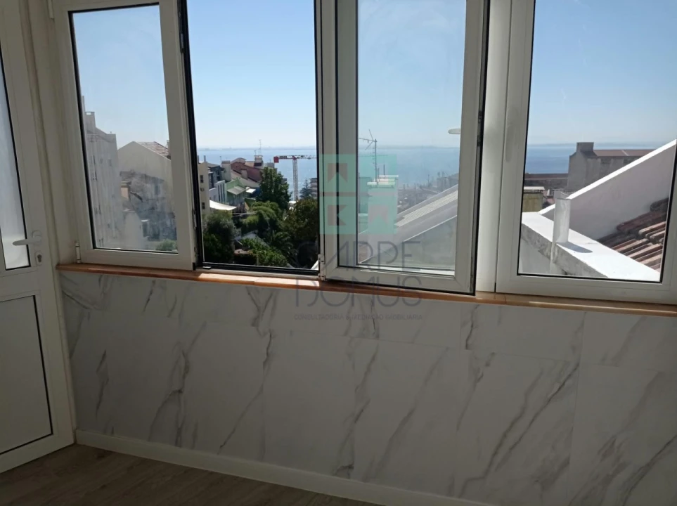 Apartamento T1 para Venda em São Vicente Foto 5