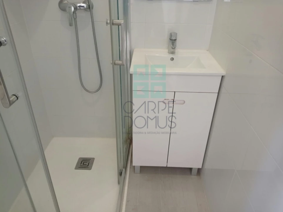 Apartamento T1 para Venda em São Vicente Foto 17