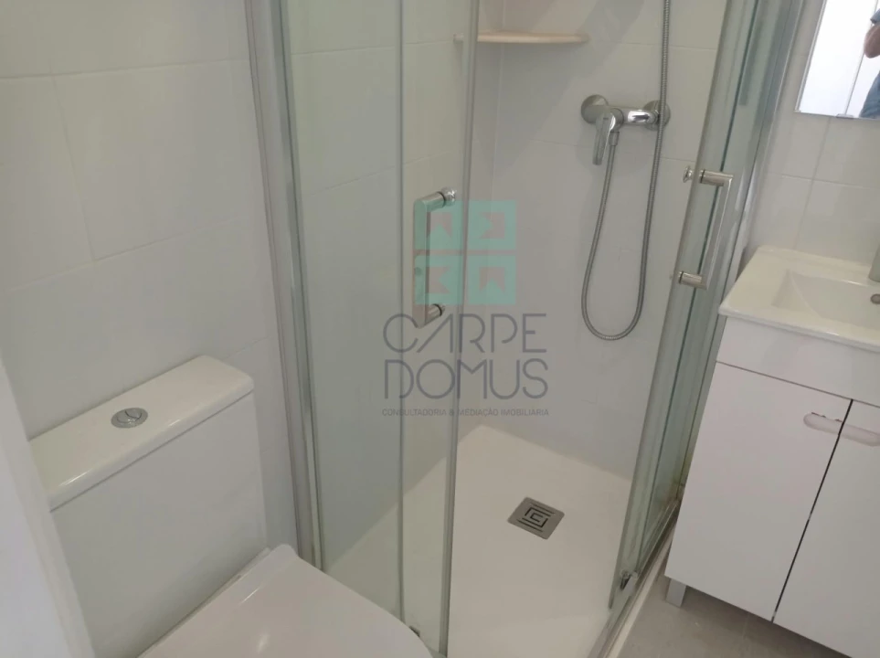 Apartamento T1 para Venda em São Vicente Foto 19
