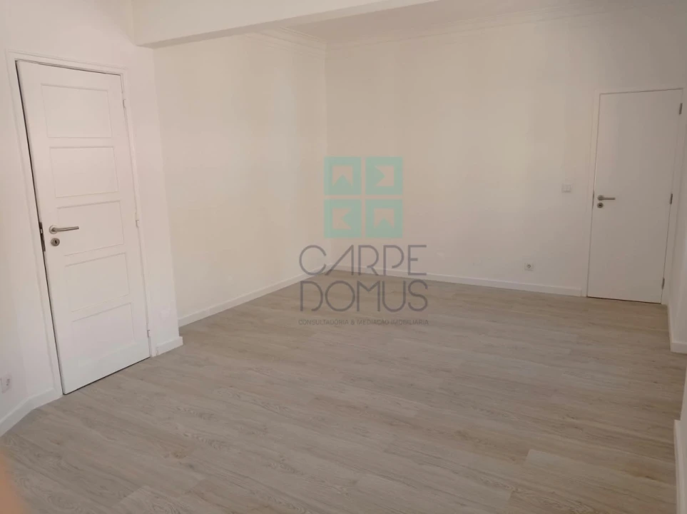 Apartamento T1 para Venda em São Vicente Foto 12