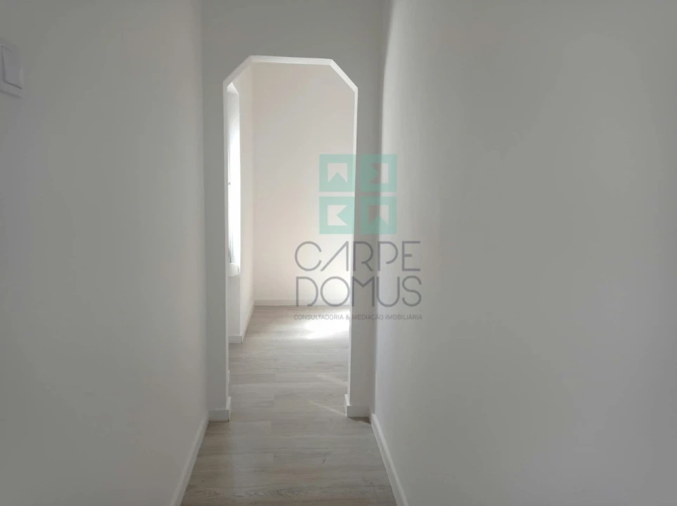 Apartamento T1 para Venda em São Vicente Foto 13
