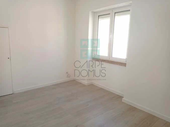 Apartamento T1 para Venda em São Vicente Foto 16