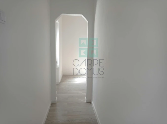 Apartamento T1 para Venda em São Vicente Foto 13