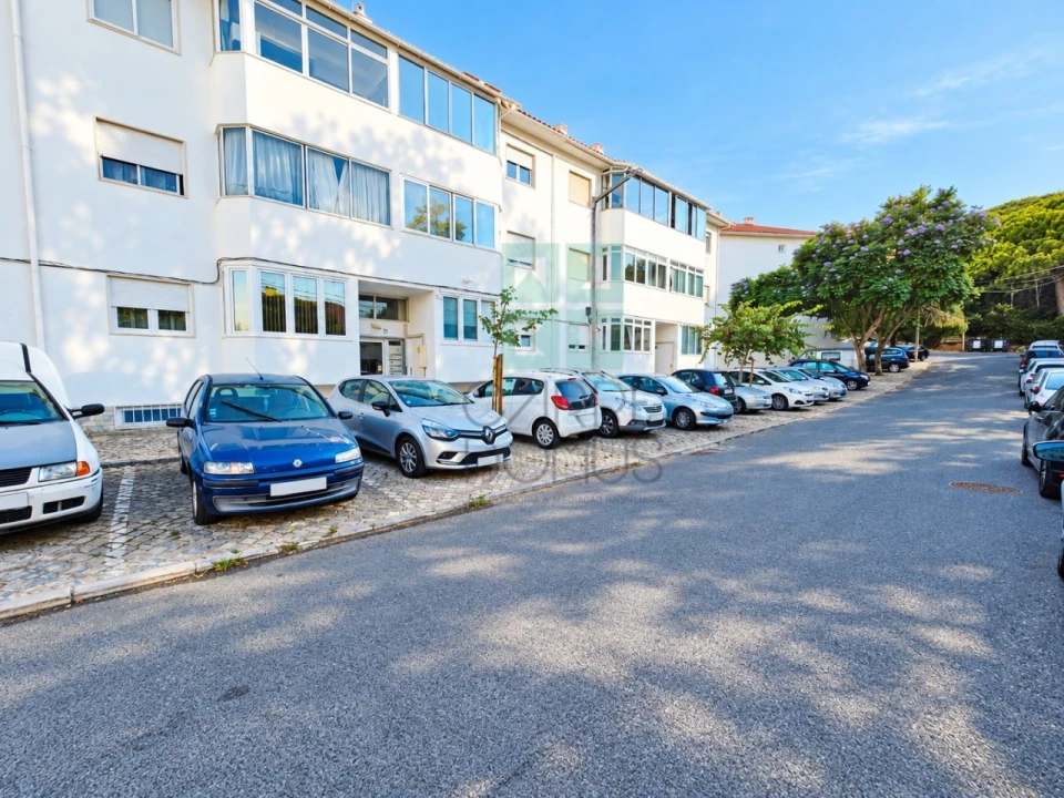 Apartamento T1 para Venda em Alcabideche Foto 5