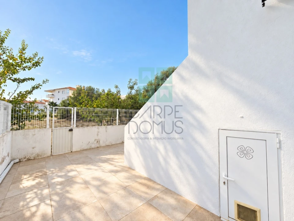 Apartamento T1 para Venda em Alcabideche Foto 32