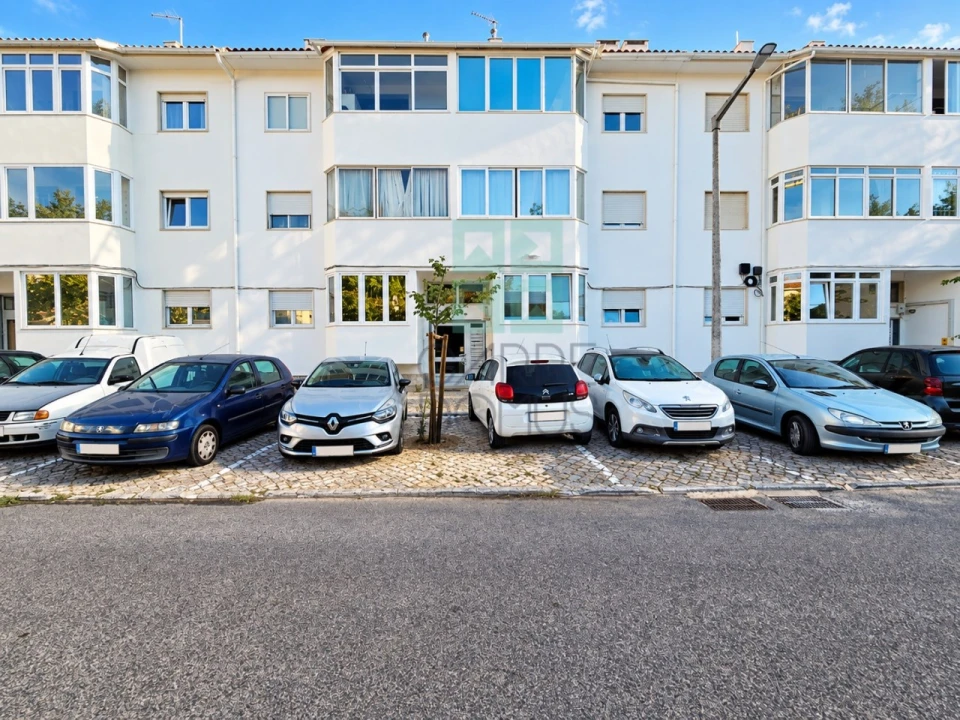 Apartamento T1 para Venda em Alcabideche Foto 38