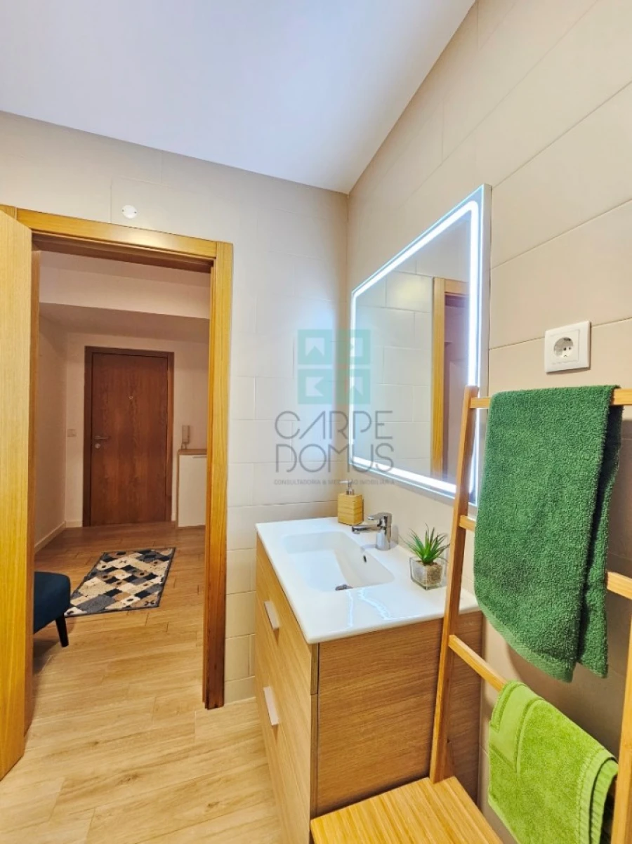 Apartamento T1 para Venda em Alcabideche Foto 9