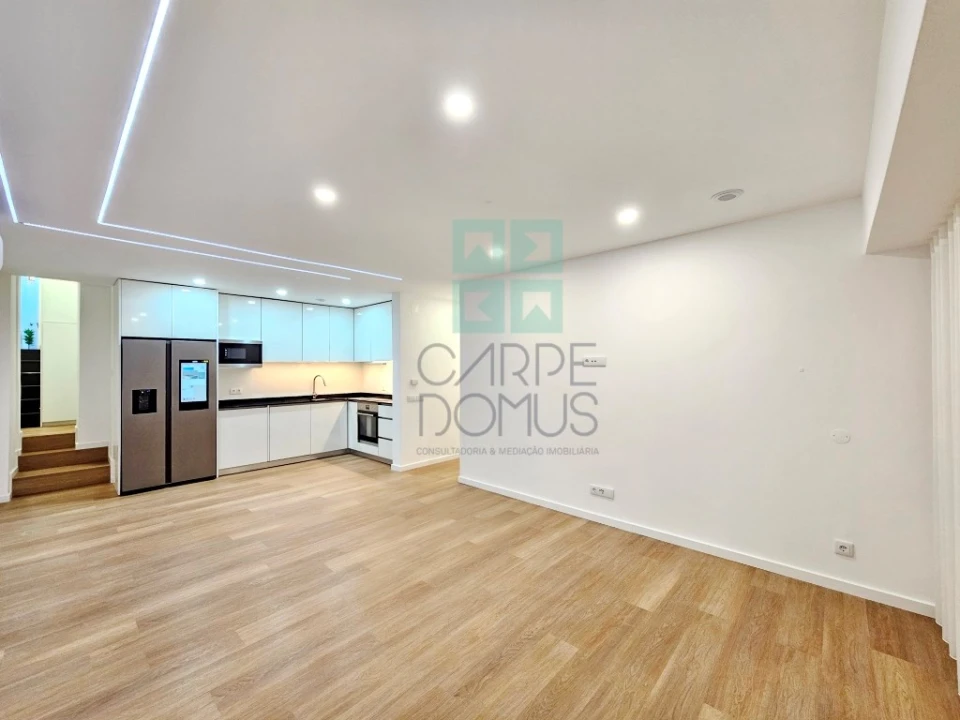Apartamento T1 para Venda em Buarcos Foto 1