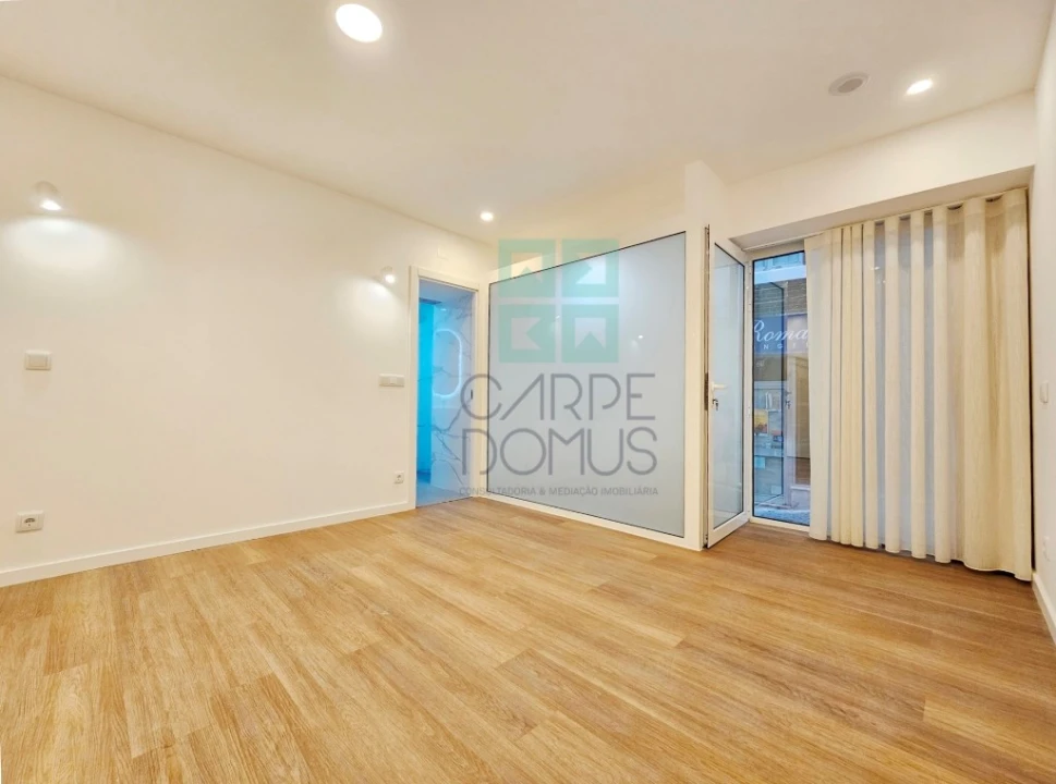 Apartamento T1 para Venda em Buarcos Foto 29