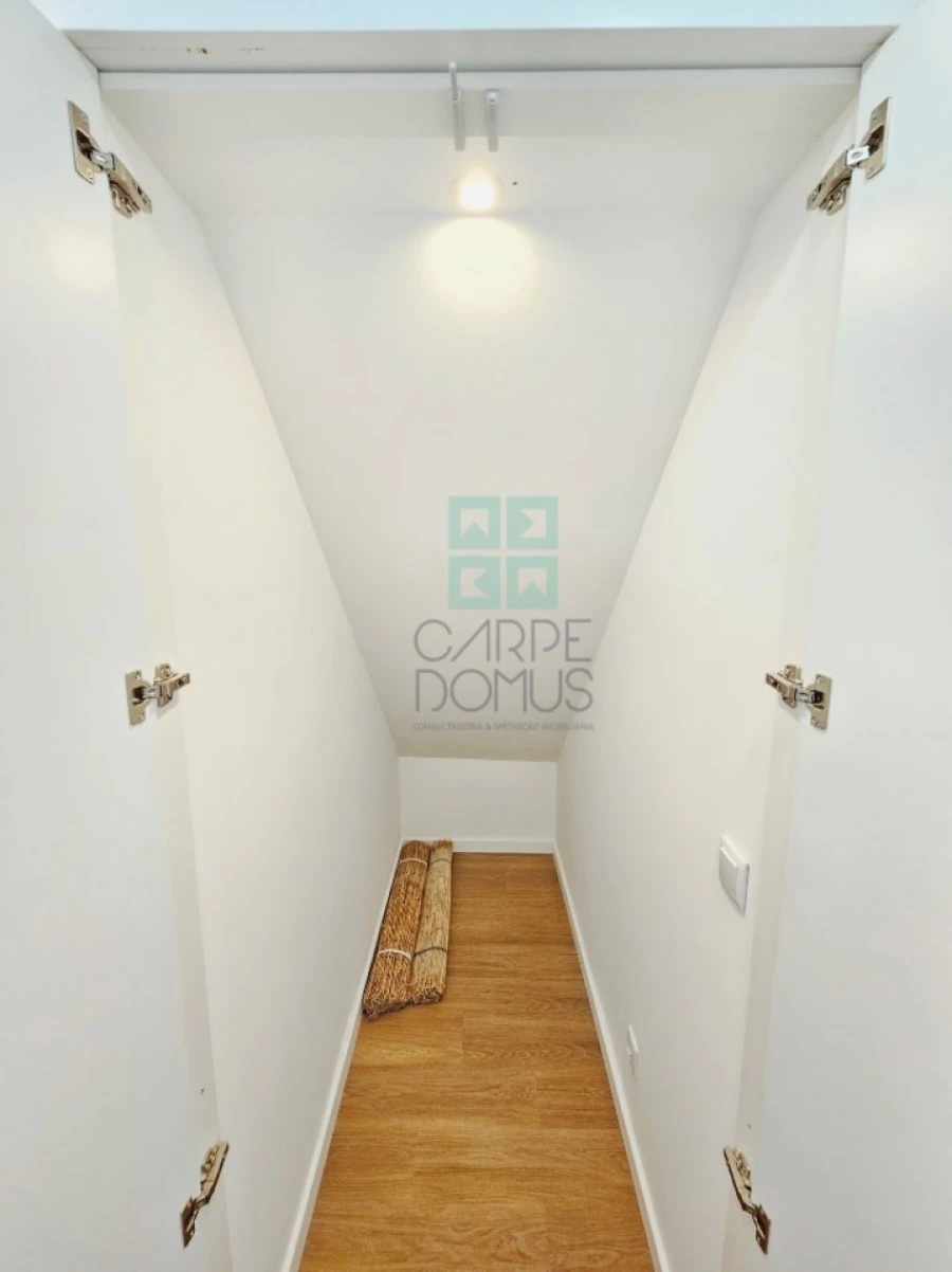 Apartamento T1 para Venda em Buarcos Foto 23