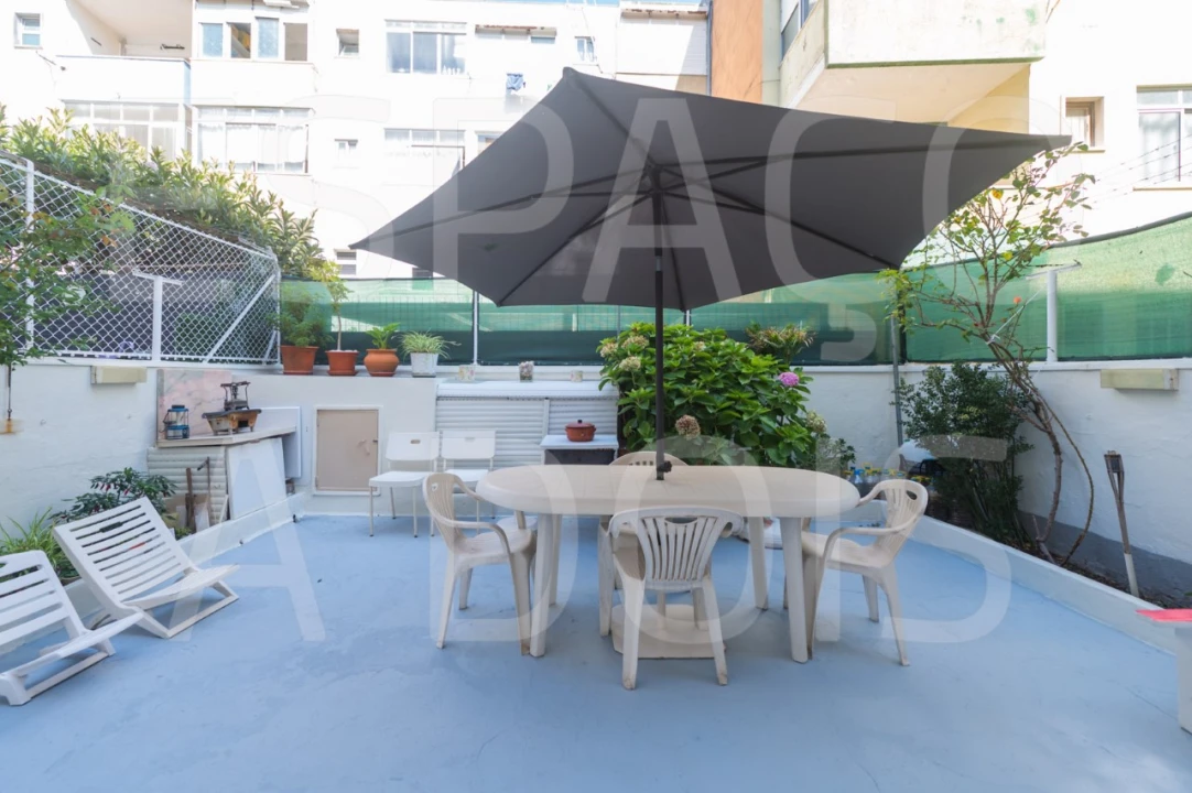 Apartamento T2 para Venda em Carnaxide e Queijas Foto 5