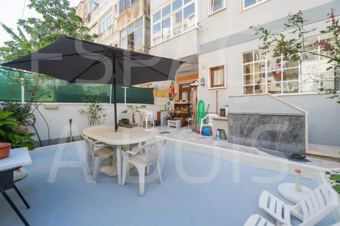 Apartamento T2 para Venda em Carnaxide e Queijas Foto 44