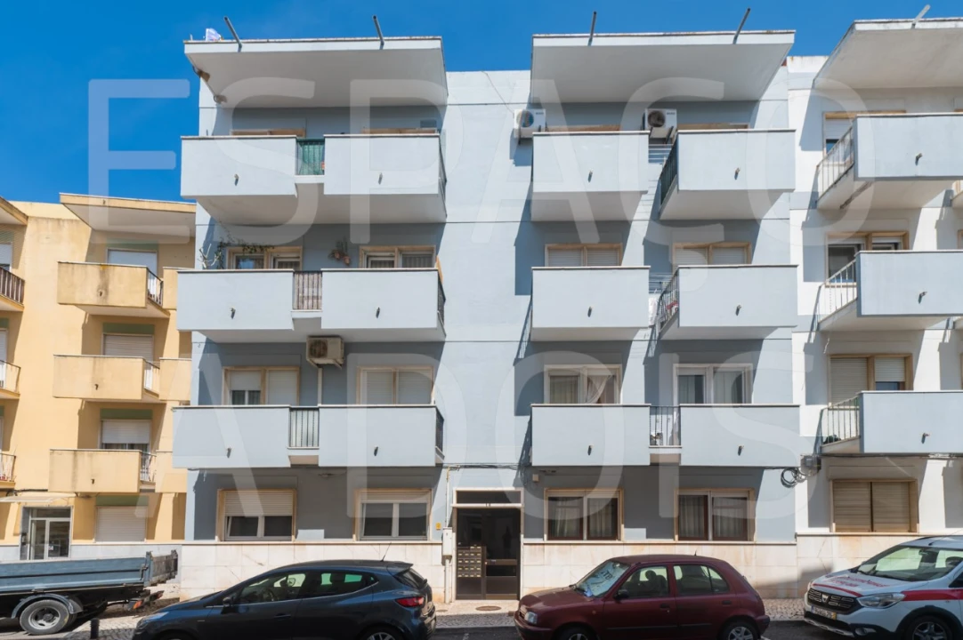 Apartamento T2 para Venda em Carnaxide e Queijas Foto 47