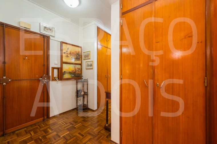Apartamento T2 para Venda em Carnaxide e Queijas Foto 24