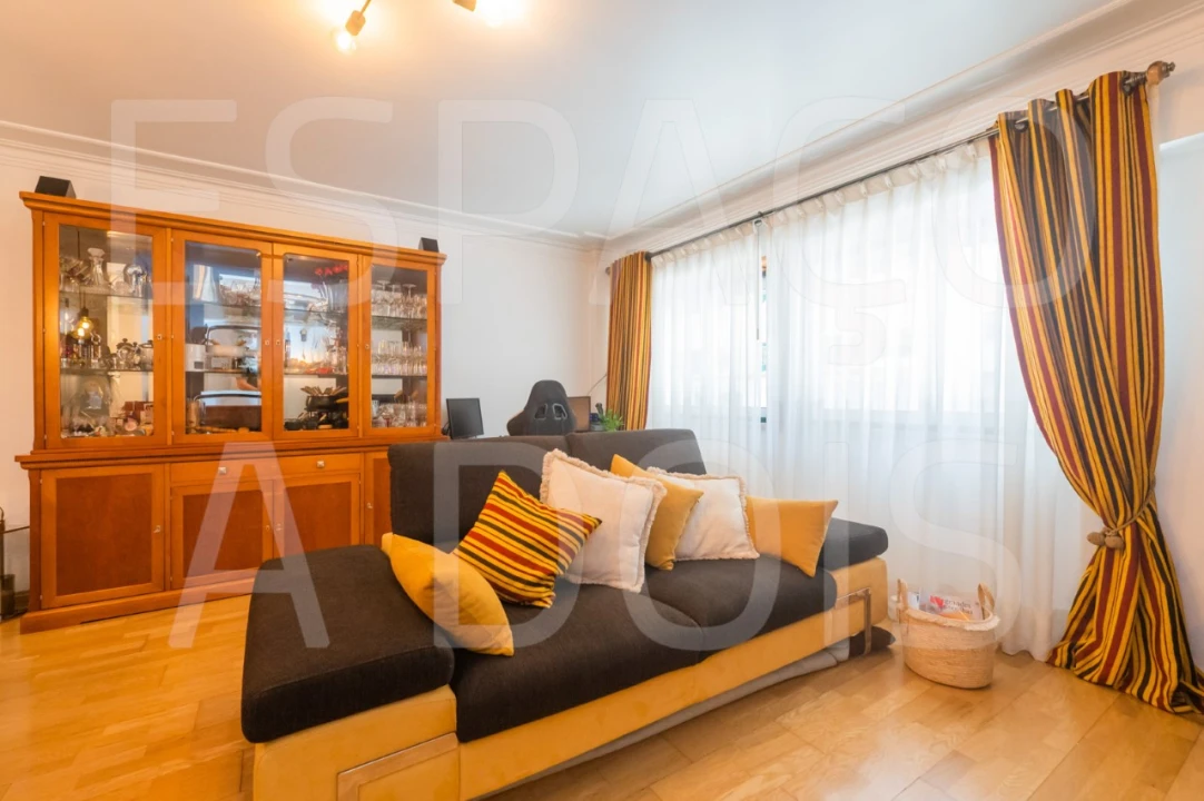 Apartamento T2 para Venda em Queluz e Belas Foto 6