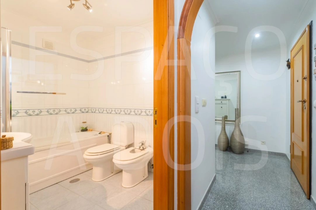 Apartamento T2 para Venda em Queluz e Belas Foto 24