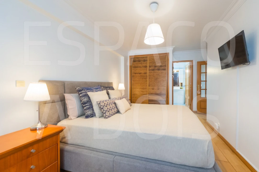 Apartamento T2 para Venda em Queluz e Belas Foto 33