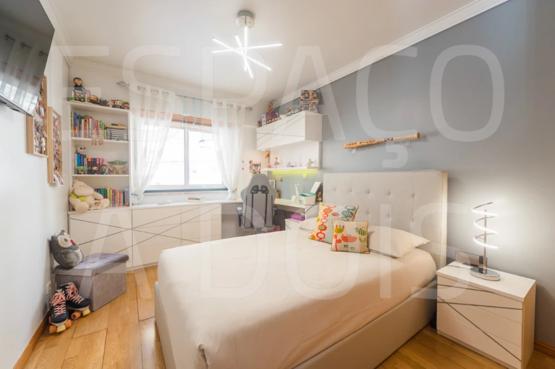 Apartamento T2 para Venda em Queluz e Belas Foto 37