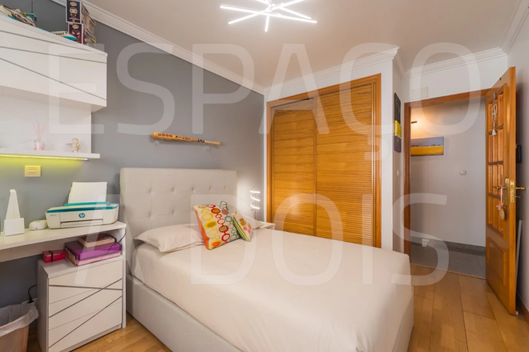 Apartamento T2 para Venda em Queluz e Belas Foto 41