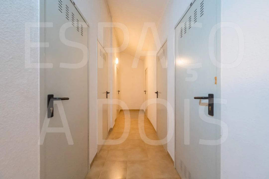 Apartamento T2 para Venda em Queluz e Belas Foto 45