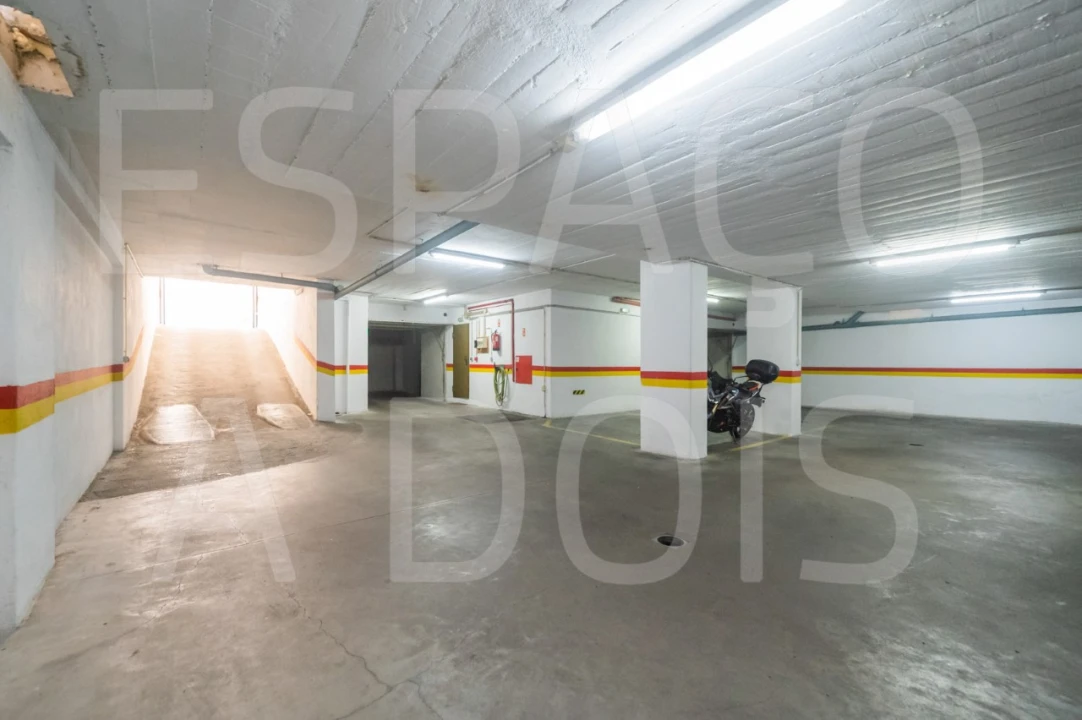 Apartamento T2 para Venda em Queluz e Belas Foto 48