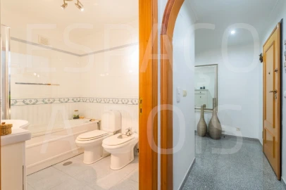 Apartamento T2 para Venda em Queluz e Belas