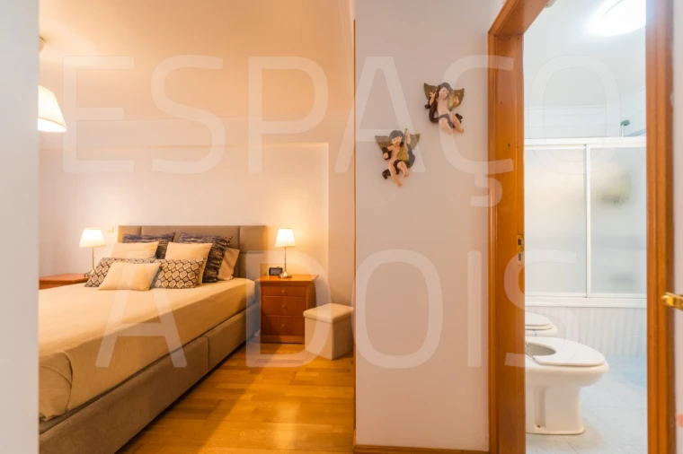 Apartamento T2 para Venda em Queluz e Belas Foto 28
