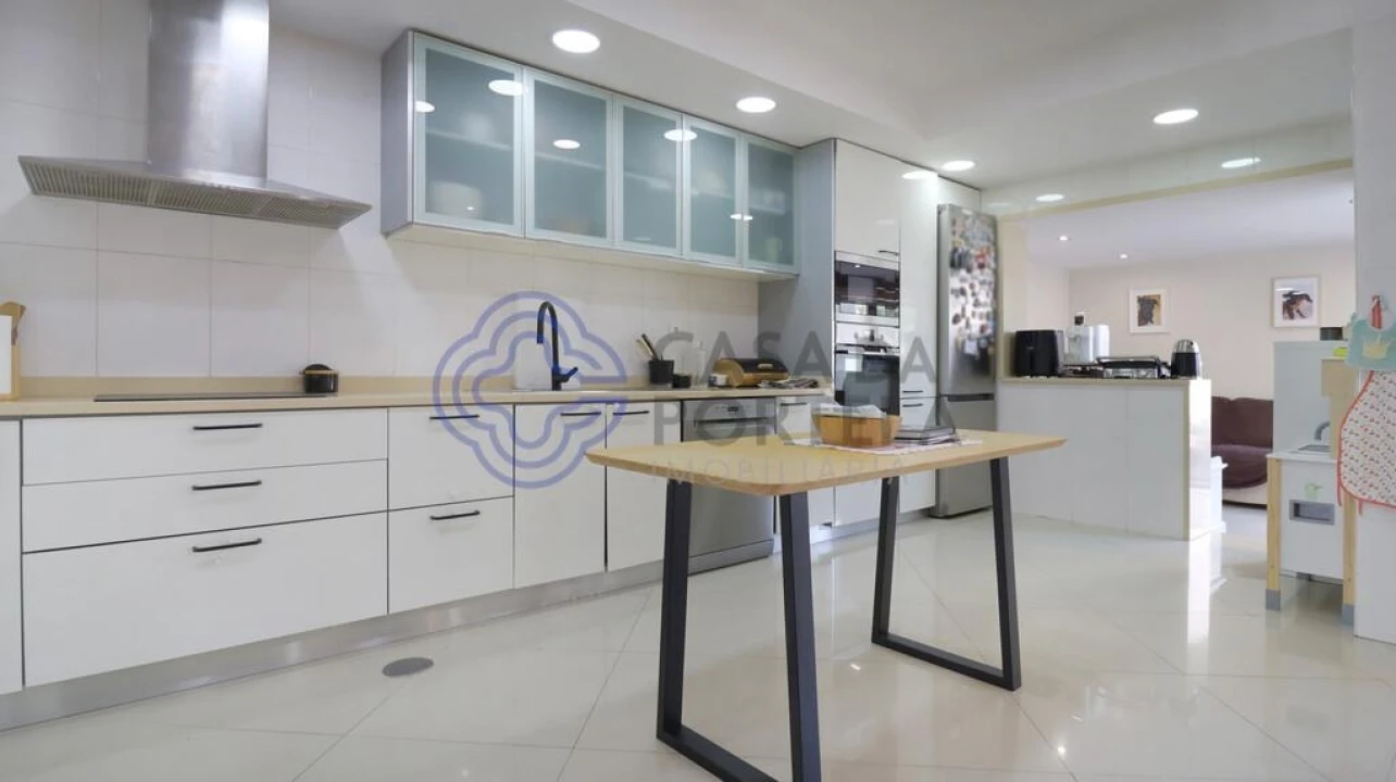 Moradia T4 para Venda em Custóias, Leça do Balio e Guifões Foto 5
