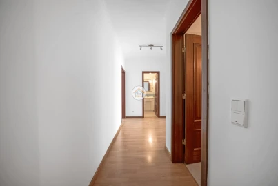 Apartamento T2 para Venda em Olhão