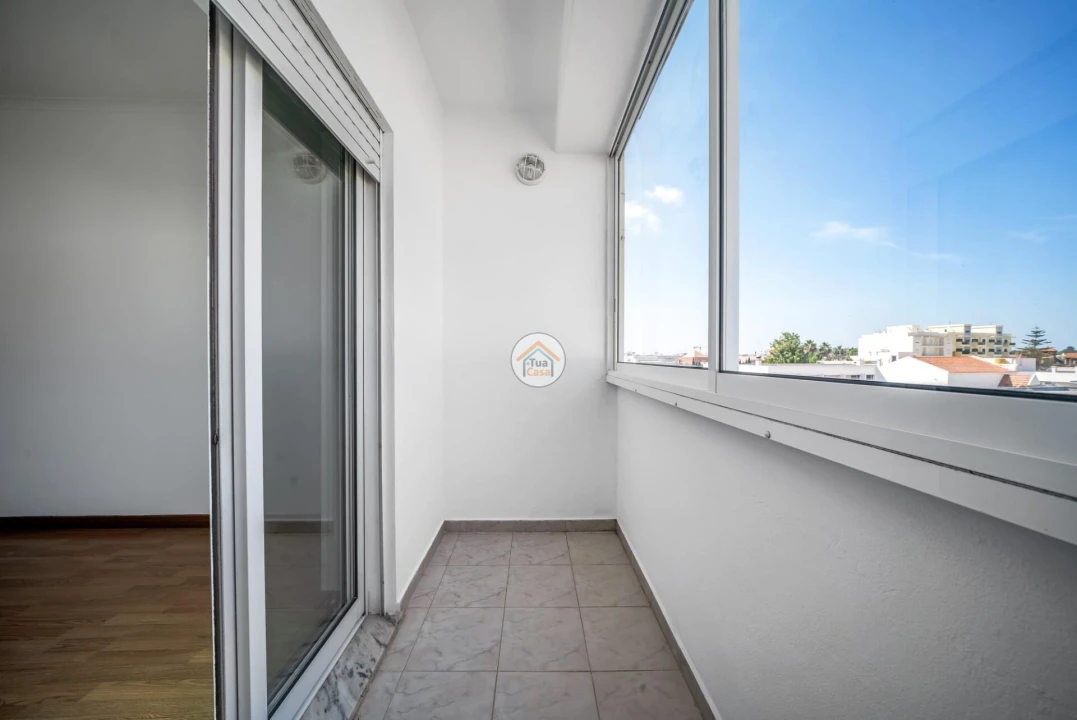 Apartamento T2 para Venda em Olhão Foto 23