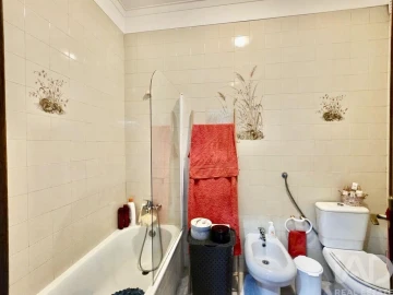 Apartamento T3 para Venda em Santa Comba Dão e Couto do Mosteiro