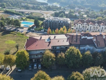 Apartamento T3 para Venda em Santa Comba Dão e Couto do Mosteiro