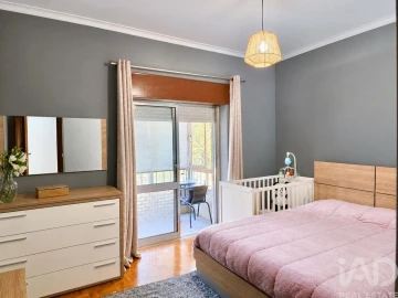 Apartamento T3 para Venda em Santa Comba Dão e Couto do Mosteiro
