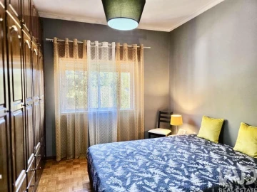 Apartamento T3 para Venda em Santa Comba Dão e Couto do Mosteiro