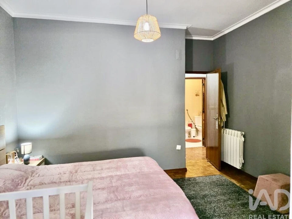 Apartamento T3 para Venda em Santa Comba Dão e Couto do Mosteiro Foto 14